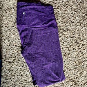 Lululemon yoga pants